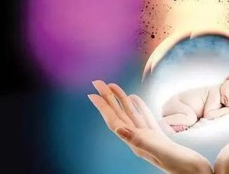 试管婴儿怀孕期间宫腔积液怎么办？试管婴儿怀孕期间宫腔积液的原因是什么？